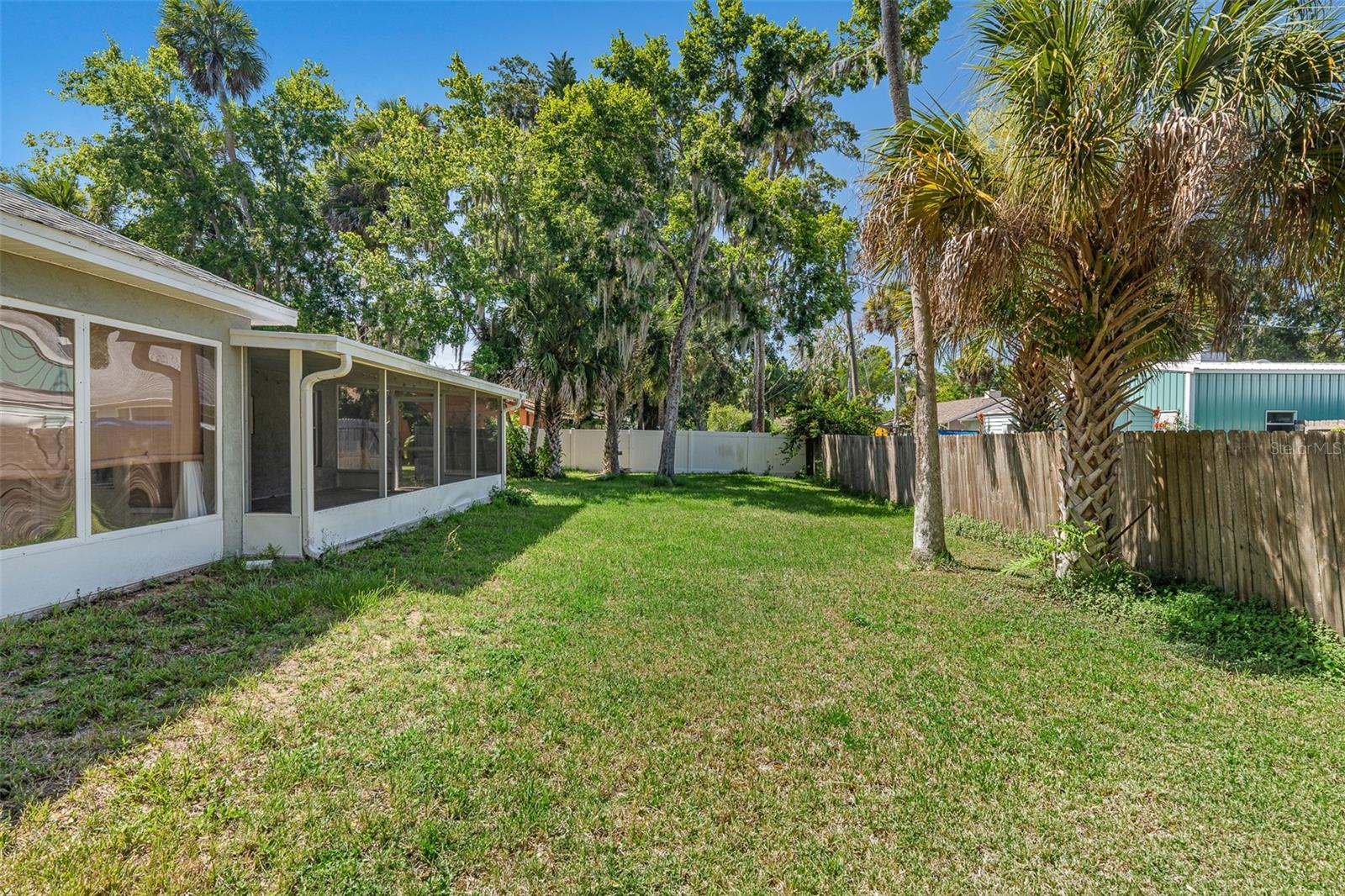 Image 37 of 41 For 2531 Needle Palm Drive