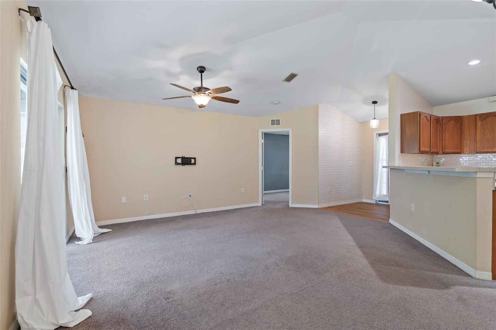 Image 8 of 41 For 2531 Needle Palm Drive