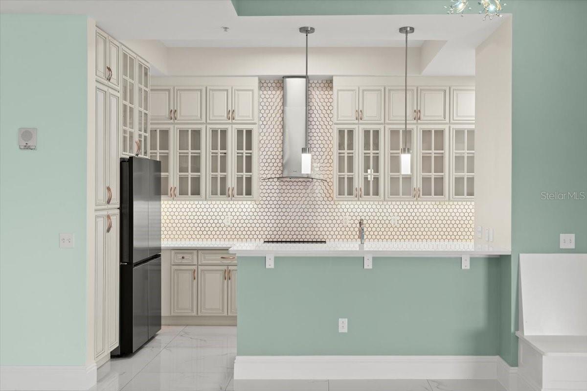 Image 6 of 92 For 200 Ocean Crest Drive 1111