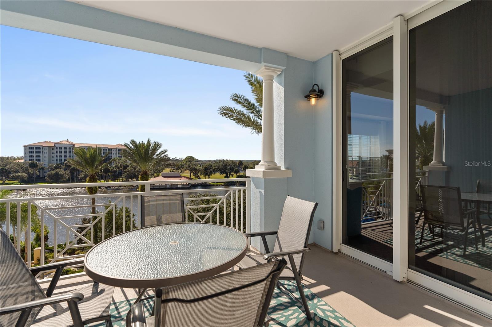 Image 23 of 51 For 102 Yacht Harbor Drive 475