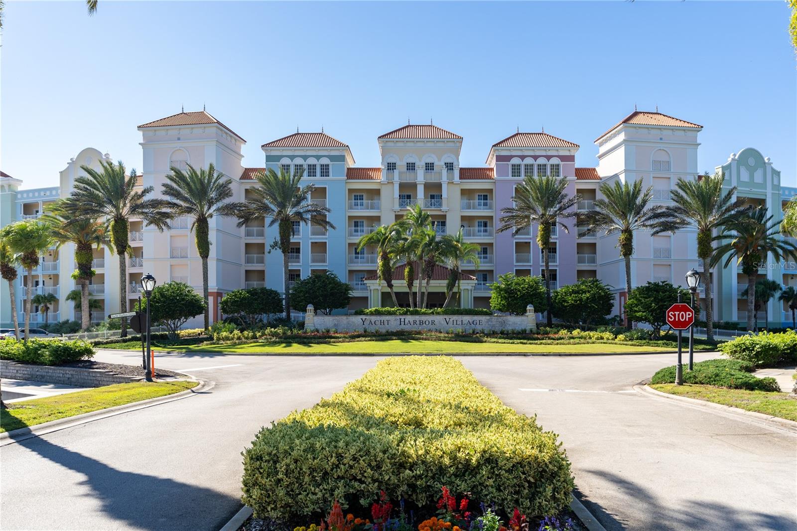 Image 3 of 51 For 102 Yacht Harbor Drive 475