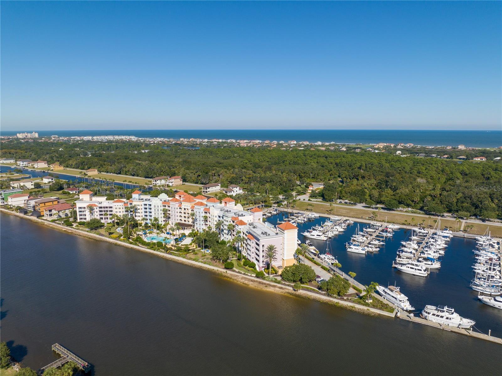 Image 35 of 51 For 102 Yacht Harbor Drive 475