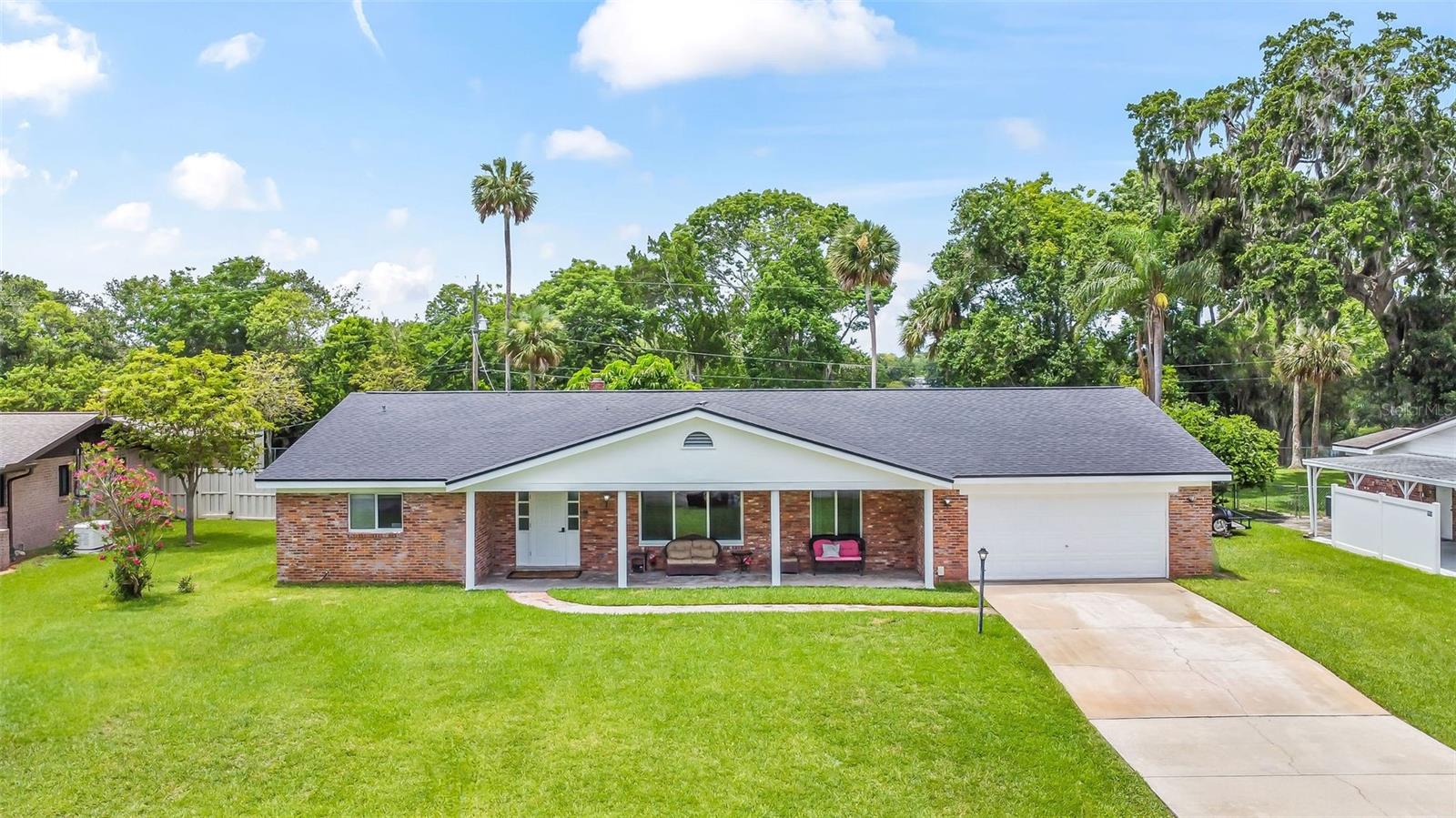 Image 37 of 51 For 950 Pineapple Road