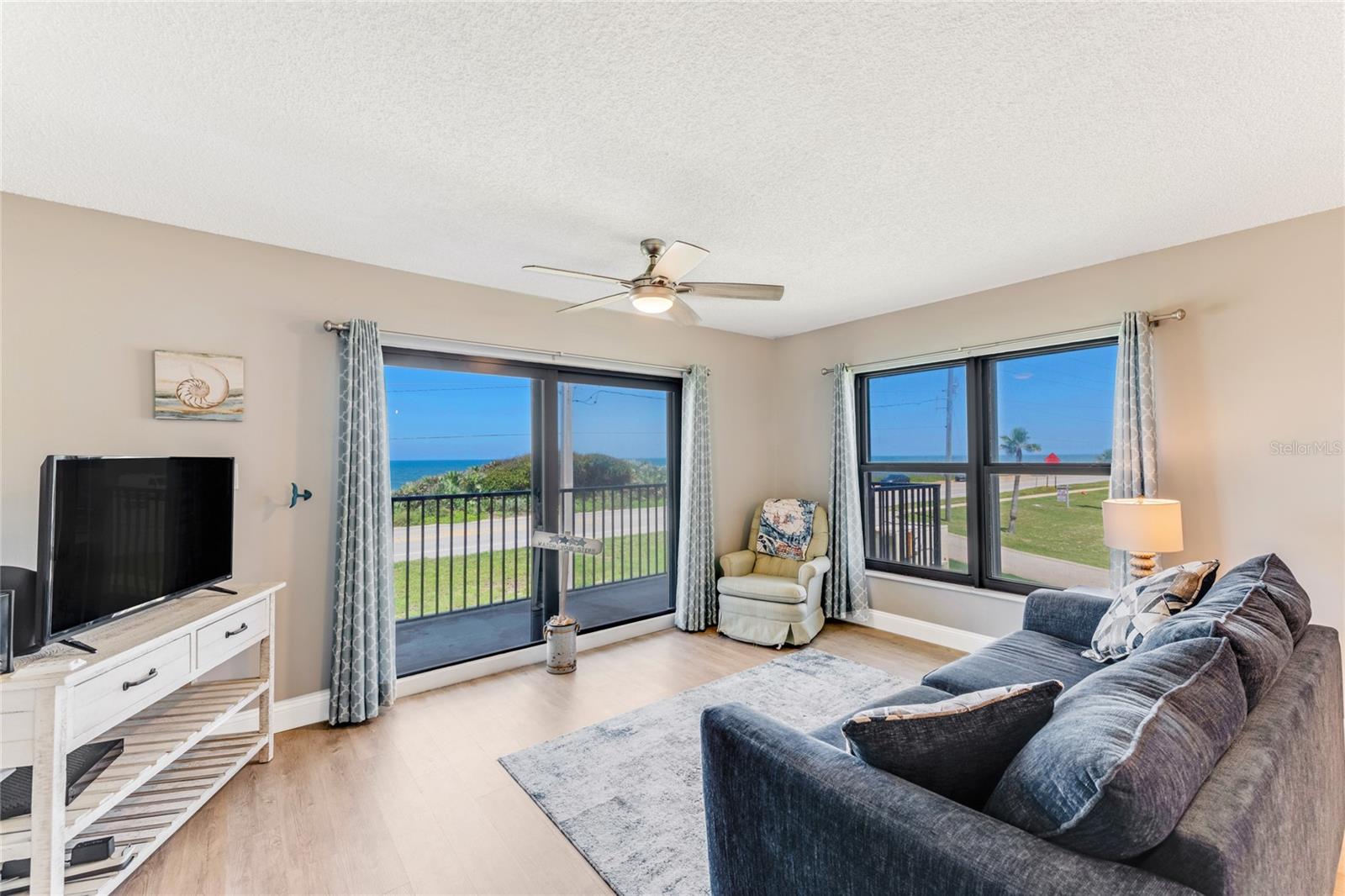 Image 6 of 11 For 3100 Ocean Shore Boulevard 2010