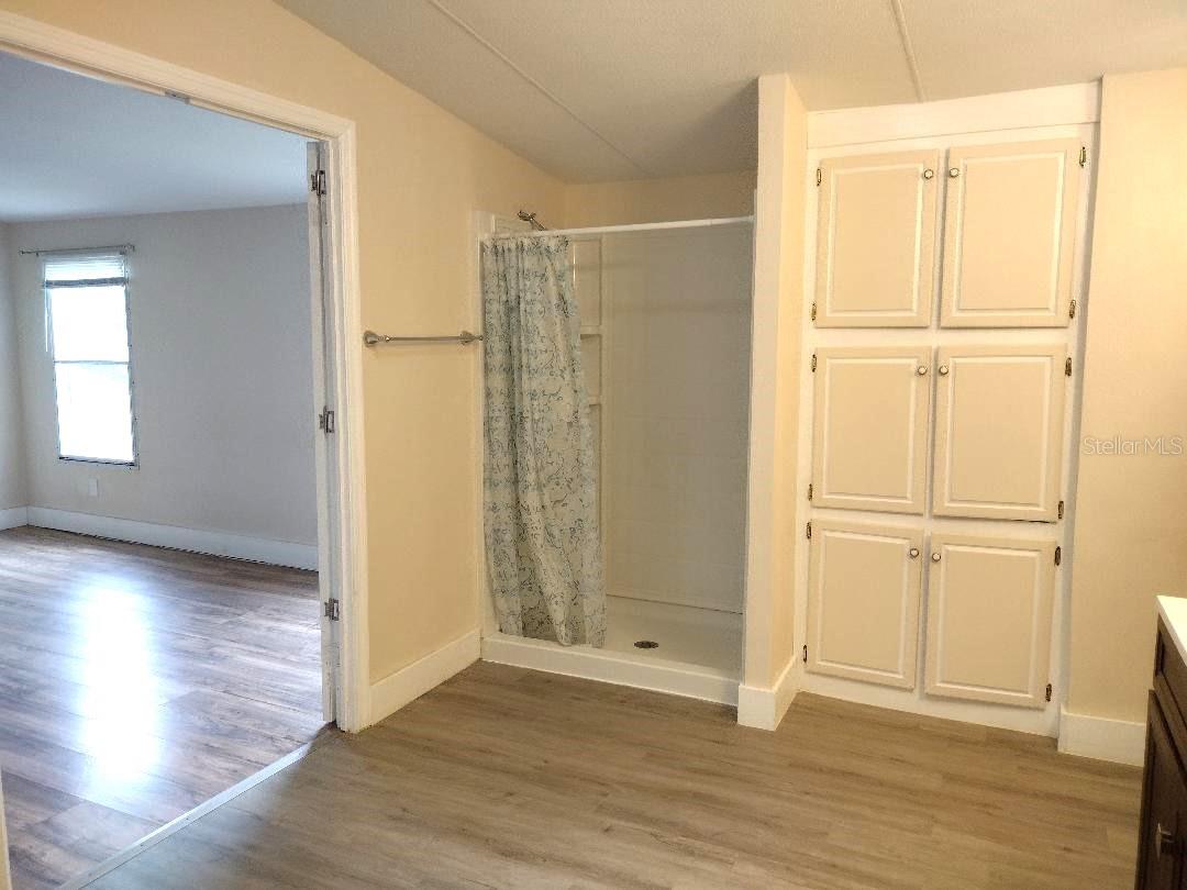 Image 13 of 23 For 3991 Water Oak Road
