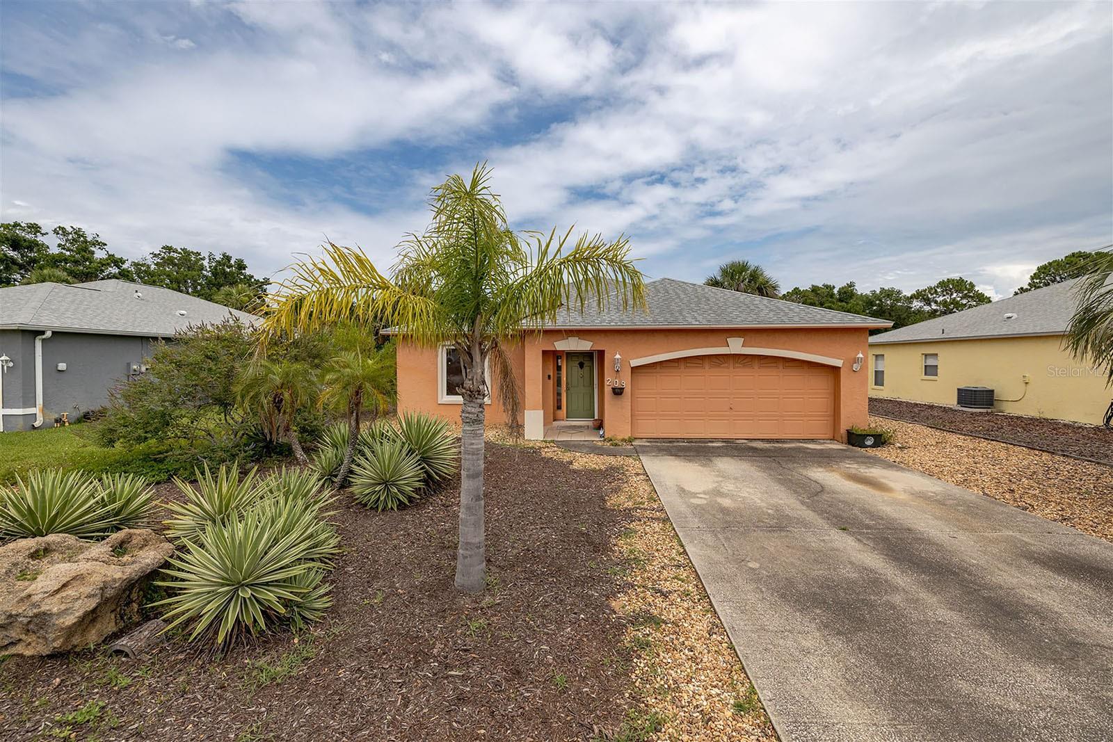 Image 2 of 38 For 209 Falcon Avenue