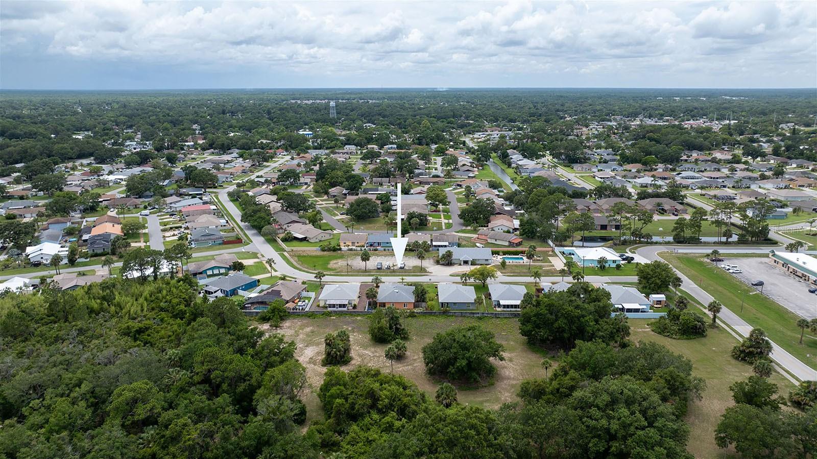 Image 29 of 38 For 209 Falcon Avenue