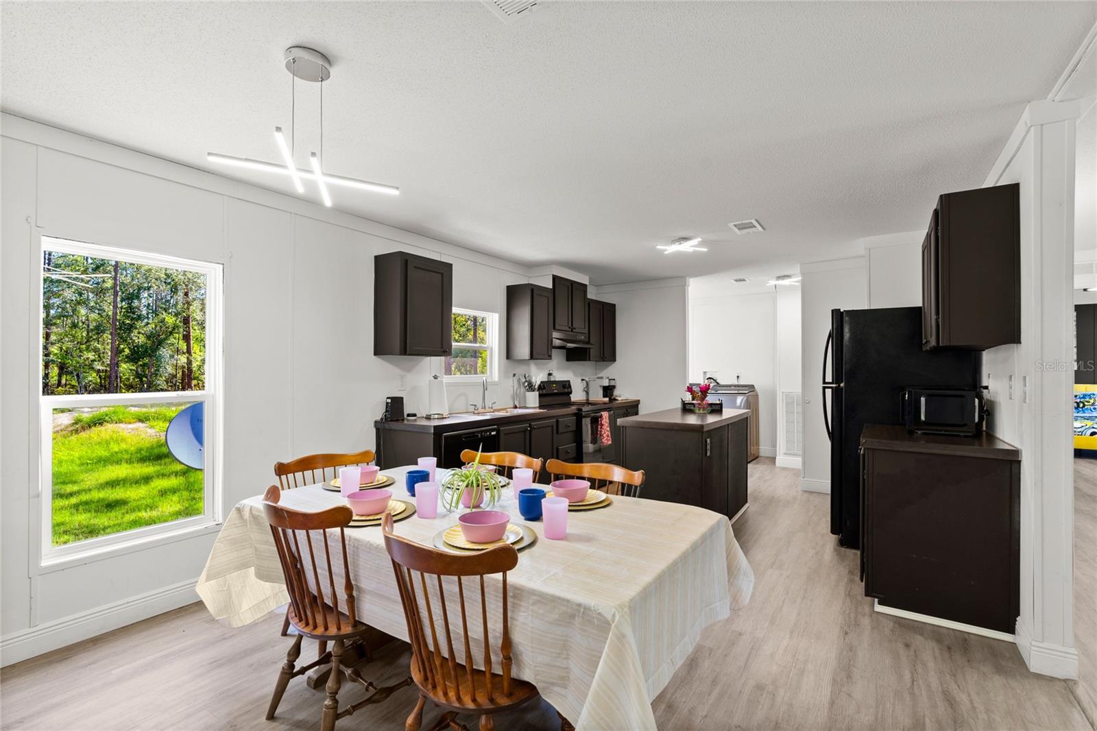 Image 14 of 58 For 5608 Palm Avenue