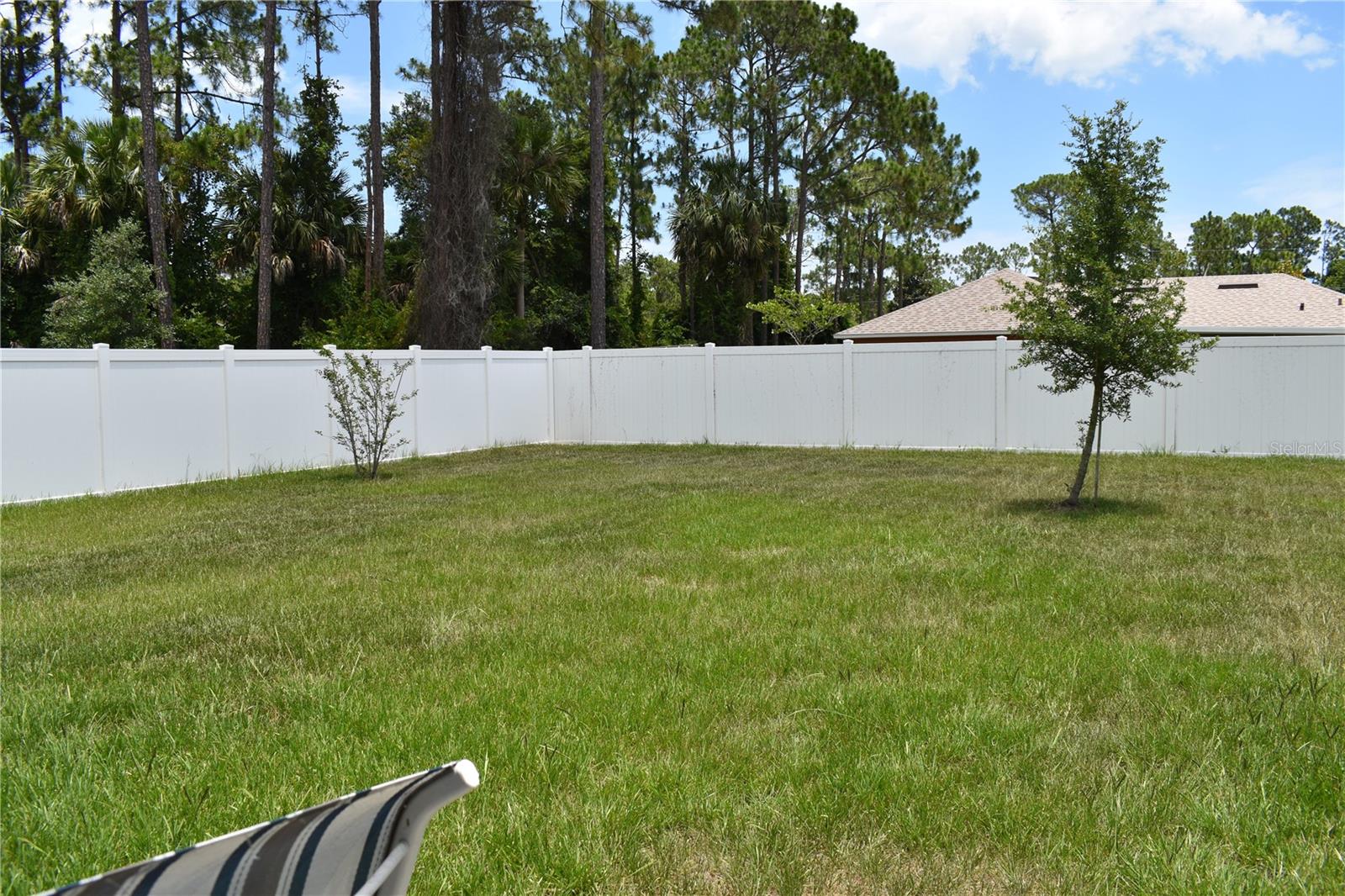 Image 18 of 19 For 12 Port Echo Lane