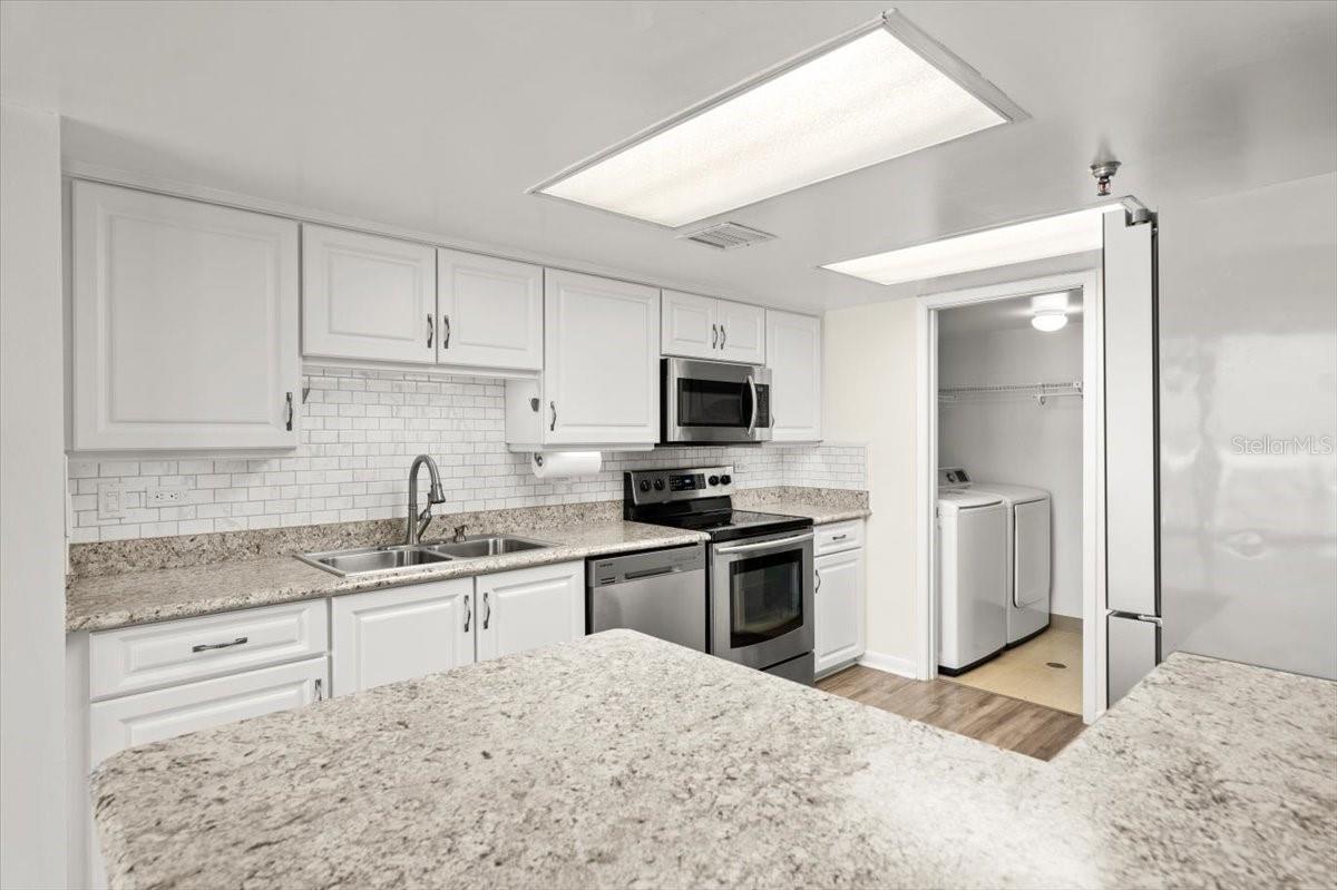 Image 10 of 66 For 1239 Ocean Shore Boulevard 3c3