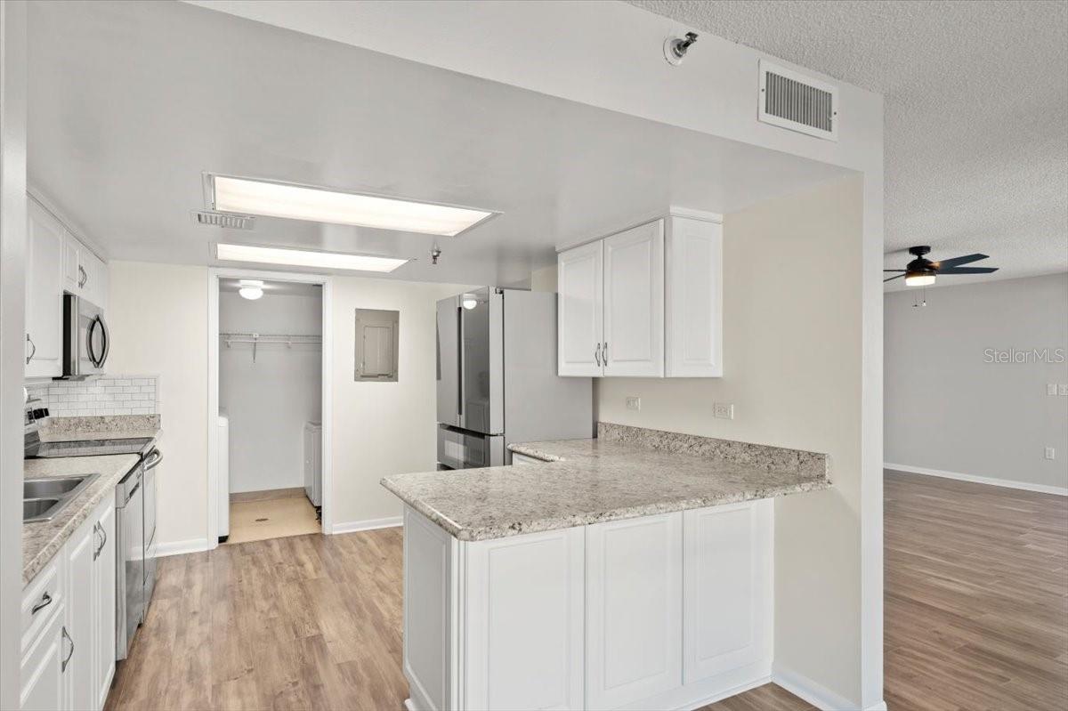 Image 12 of 66 For 1239 Ocean Shore Boulevard 3c3