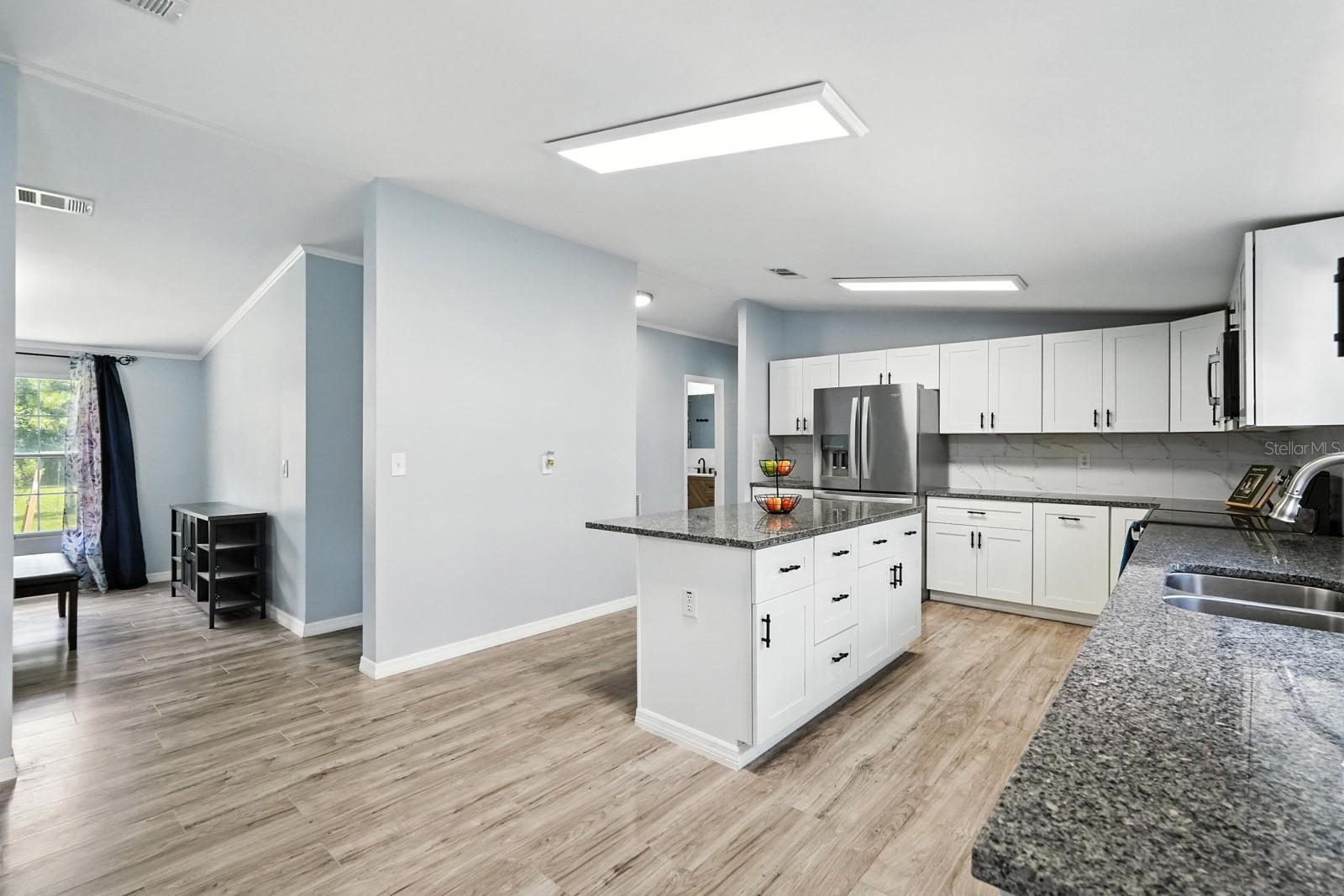 Image 12 of 80 For 4705 Inez Street