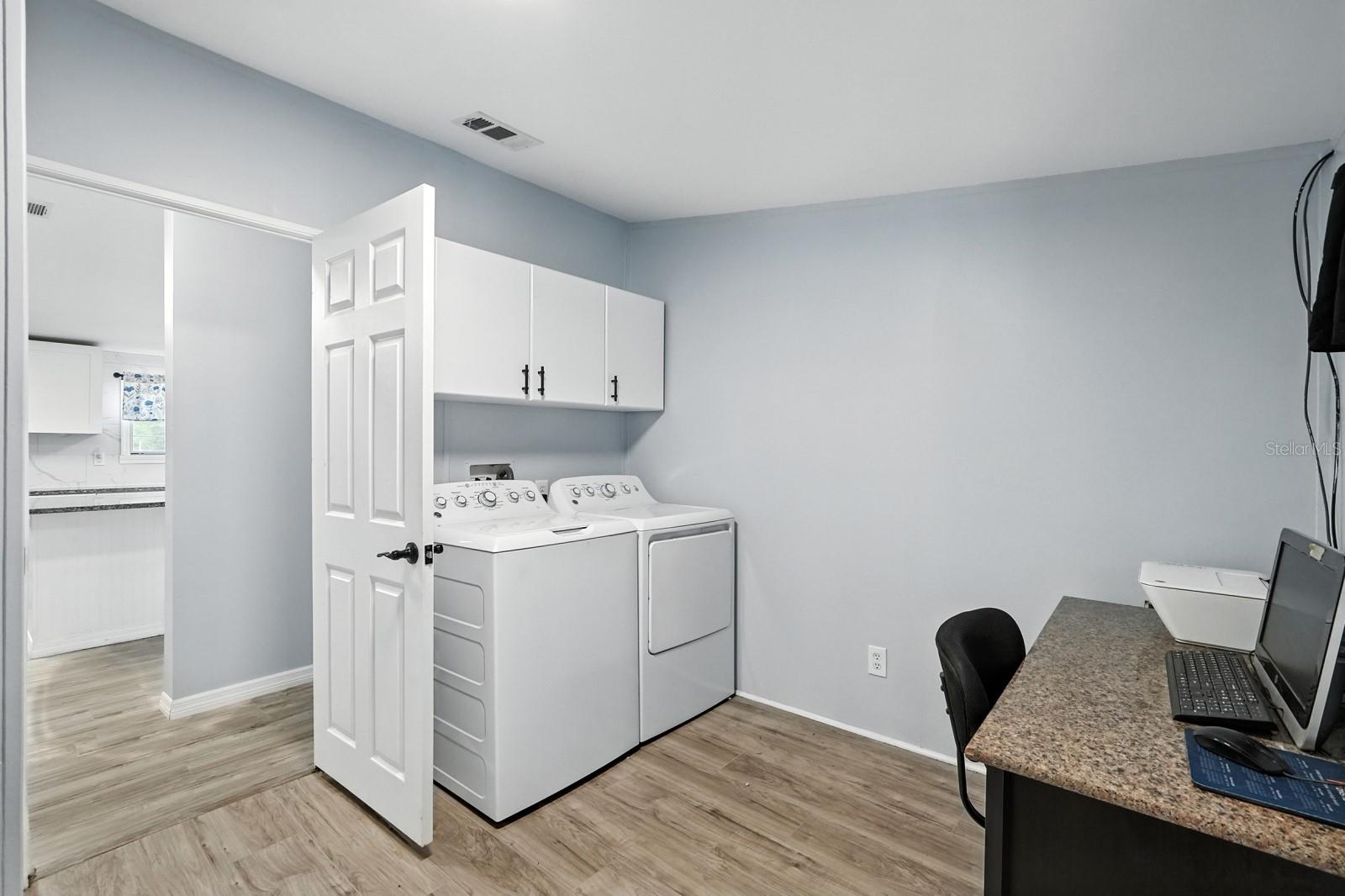 Image 33 of 80 For 4705 Inez Street