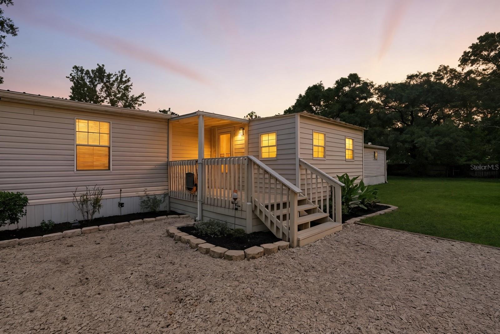 Image 75 of 80 For 4705 Inez Street