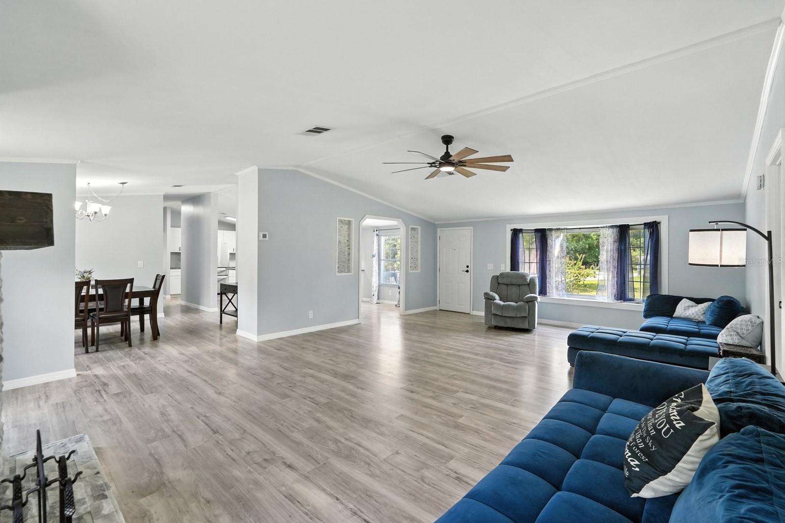 Image 9 of 80 For 4705 Inez Street