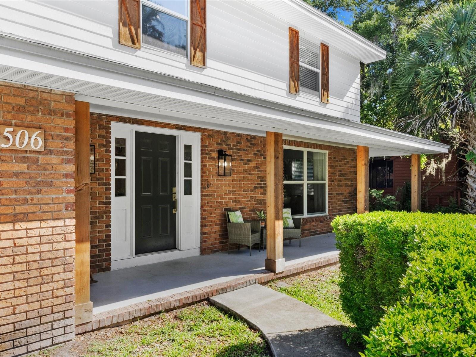 Image 4 of 52 For 506 Dorset Circle