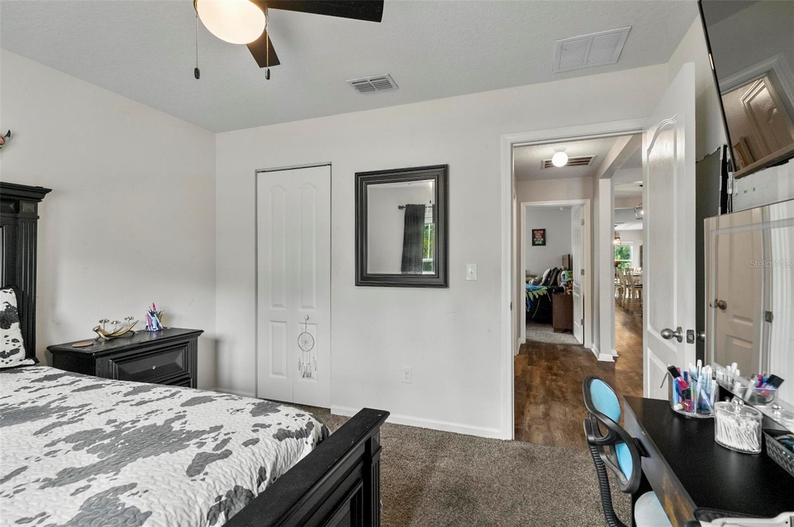 Image 43 of 90 For 7 Grand Par Court