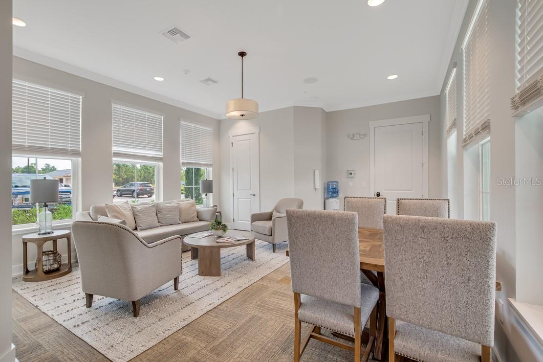 Image 73 of 90 For 7 Grand Par Court