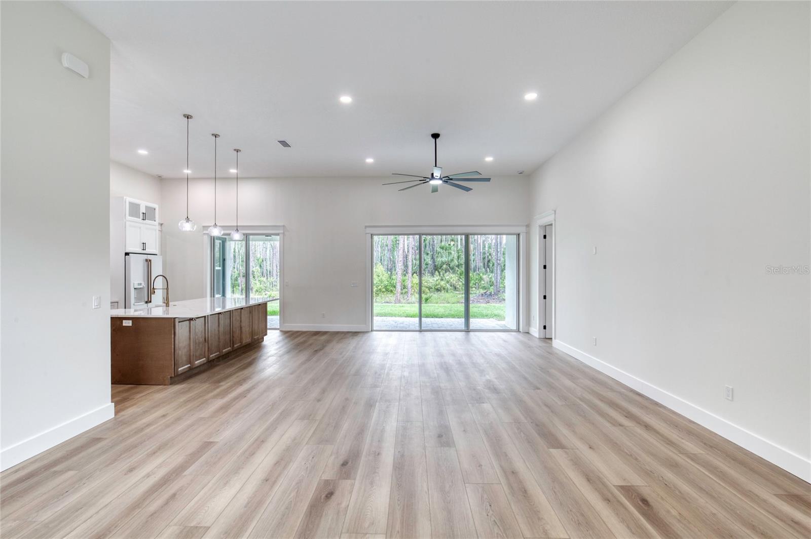 Image 10 of 43 For 4 Deerfield Court