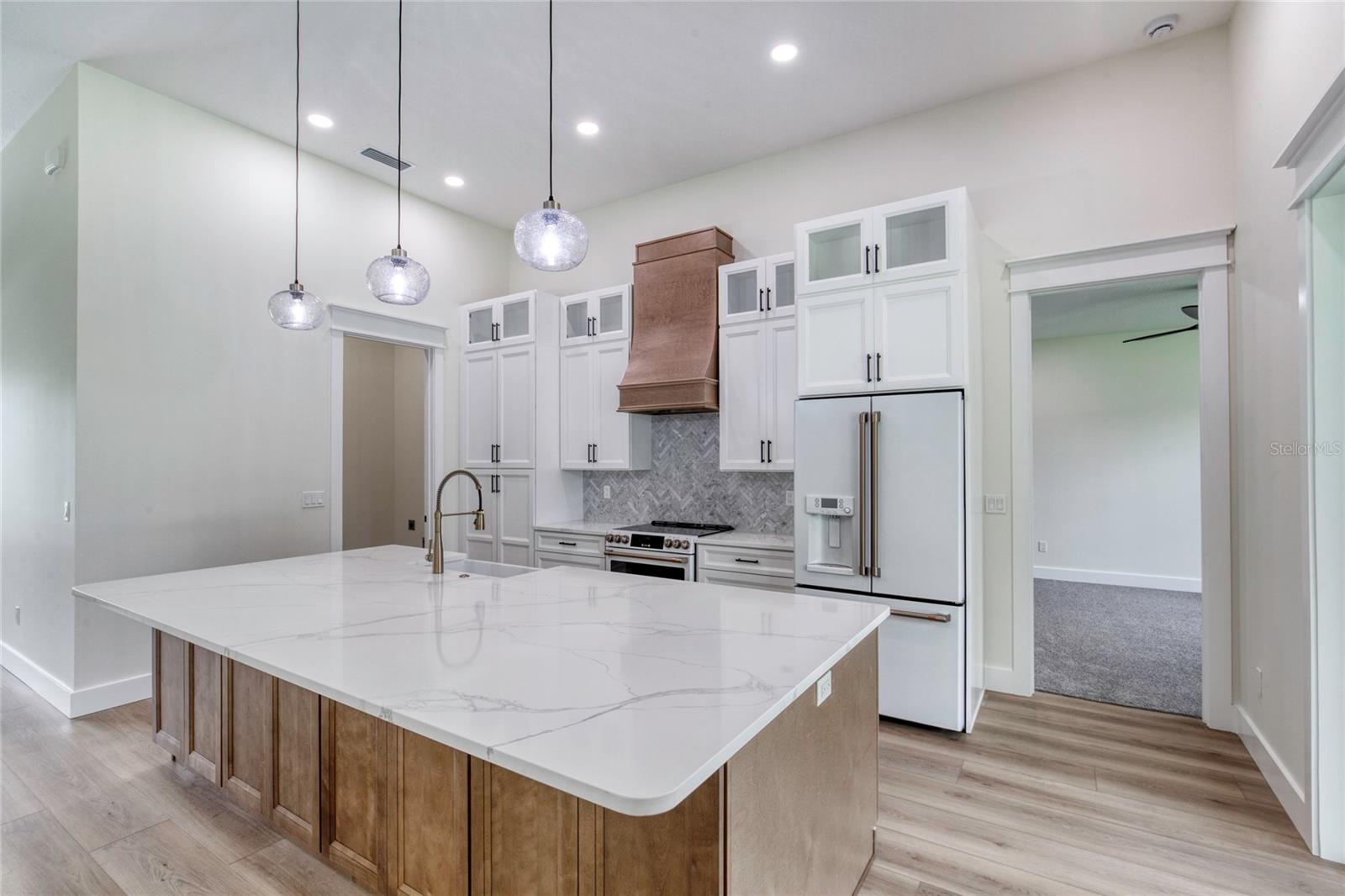 Image 15 of 43 For 4 Deerfield Court
