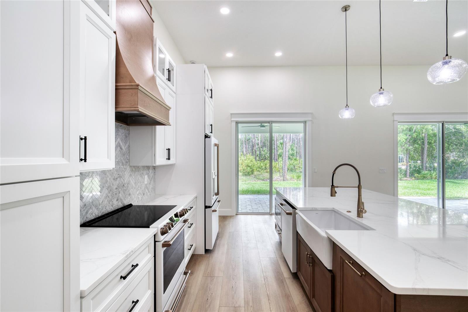 Image 16 of 43 For 4 Deerfield Court