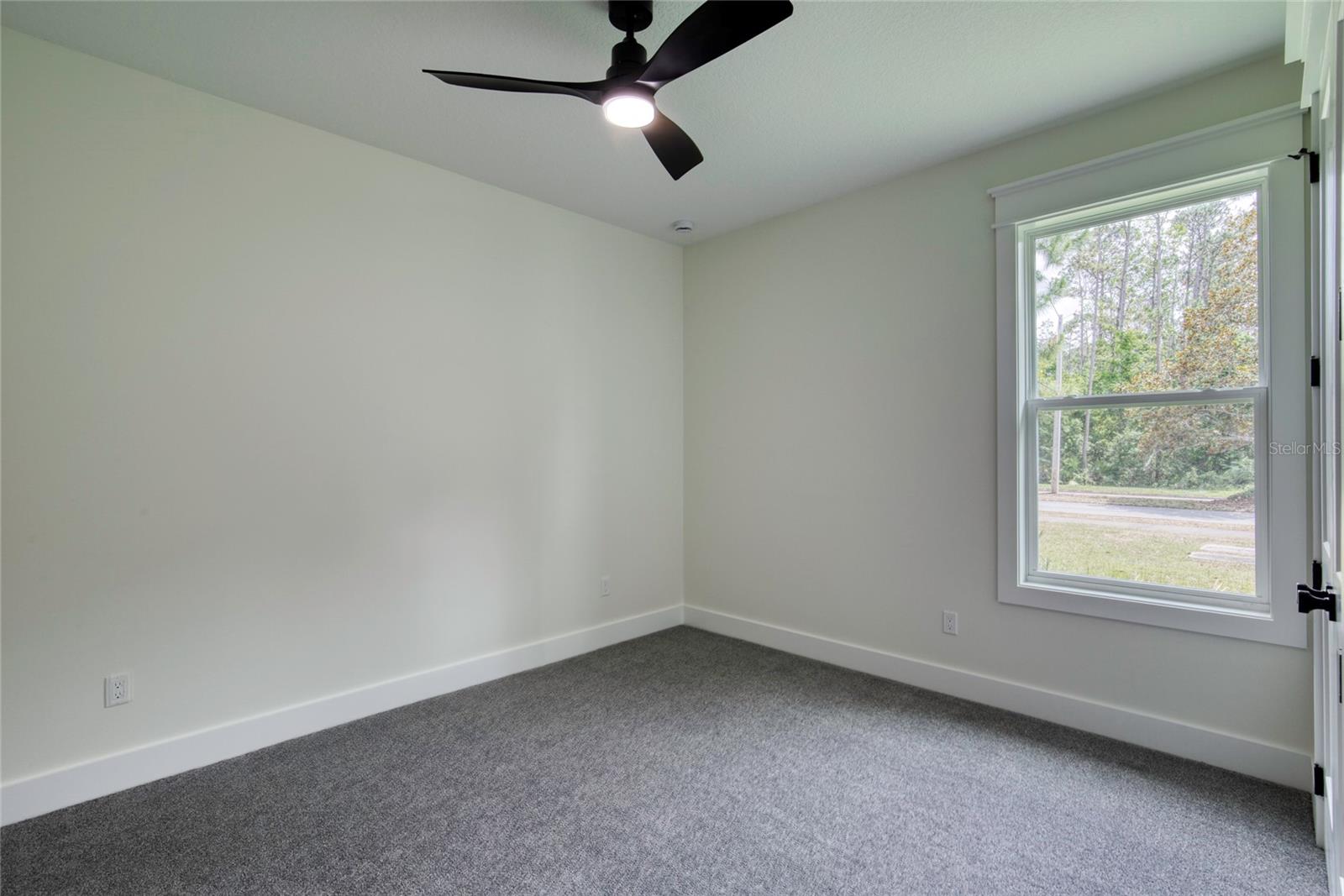 Image 30 of 43 For 4 Deerfield Court
