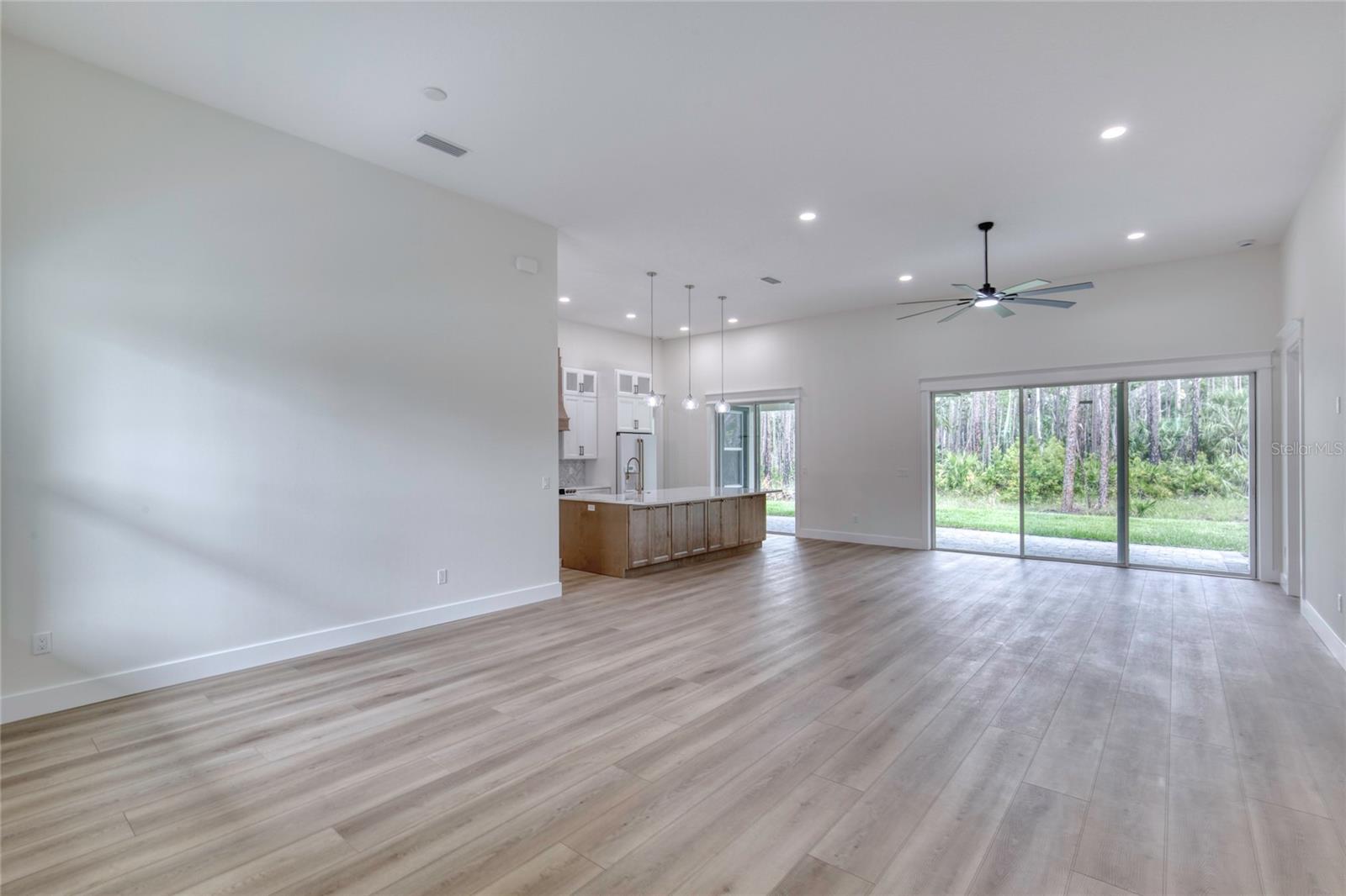 Image 8 of 43 For 4 Deerfield Court