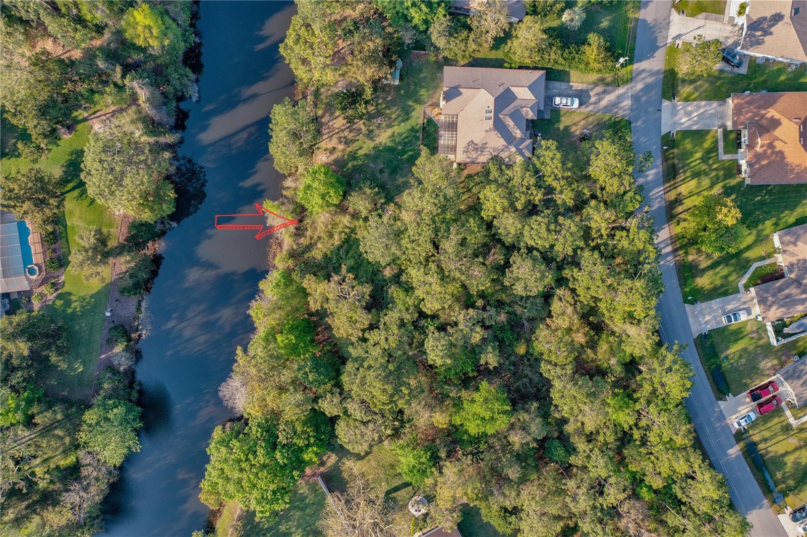 Image 18 of 20 For 284 Beachway Drive