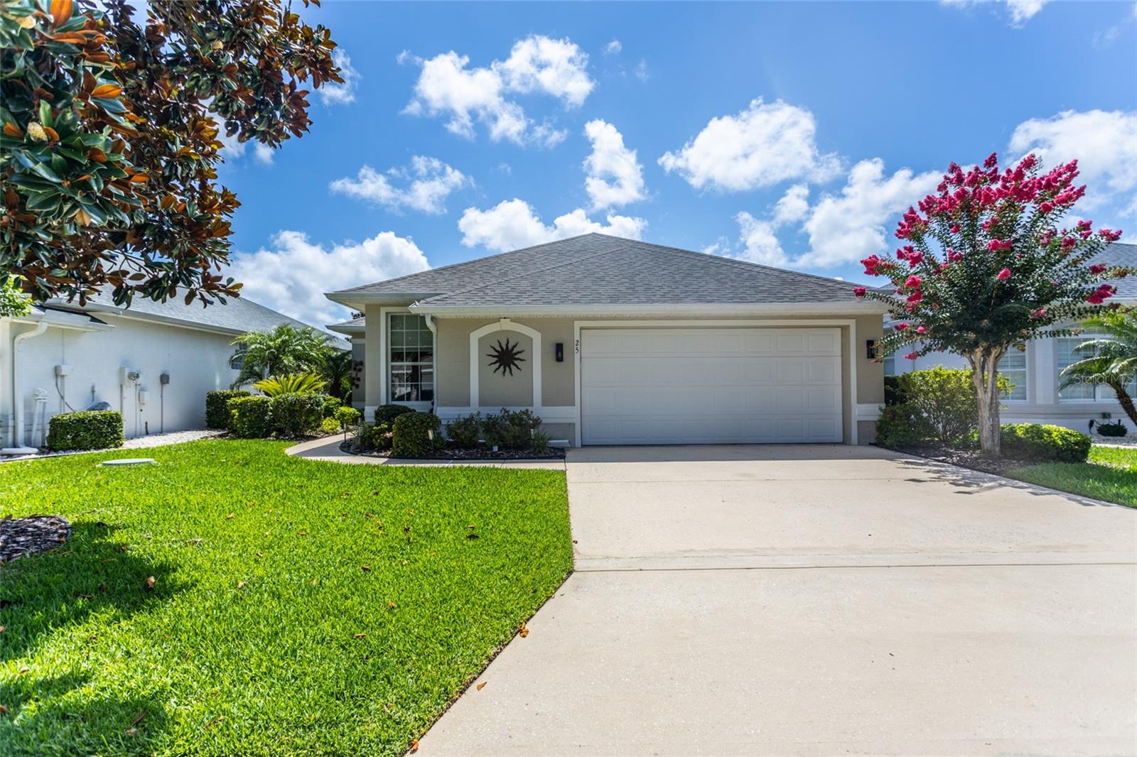 Image 41 of 44 For 25 Raintree Circle
