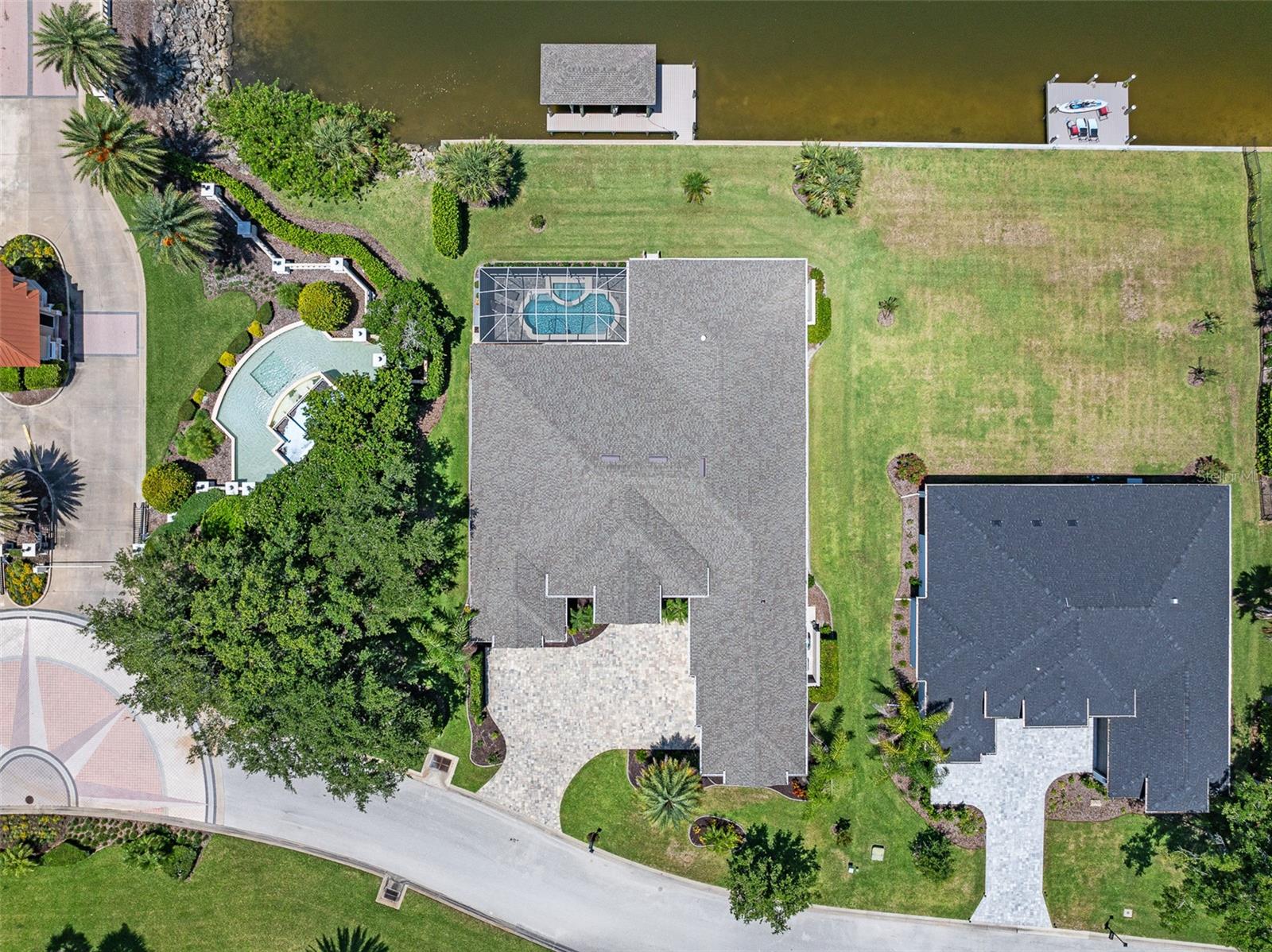 Image 70 of 93 For 4 Old Oak Drive N