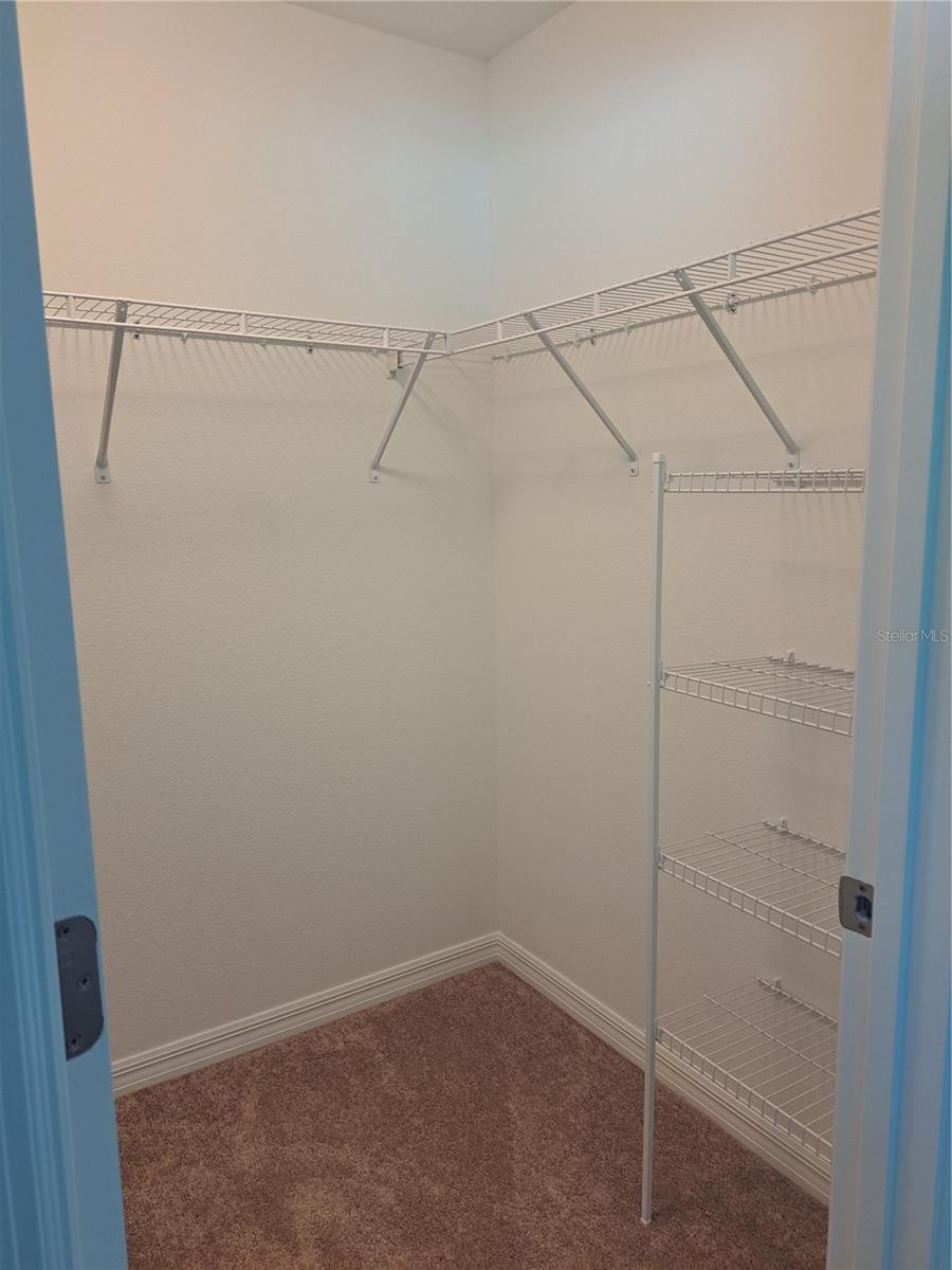 Image 13 of 19 For 14 Brelyn Place B