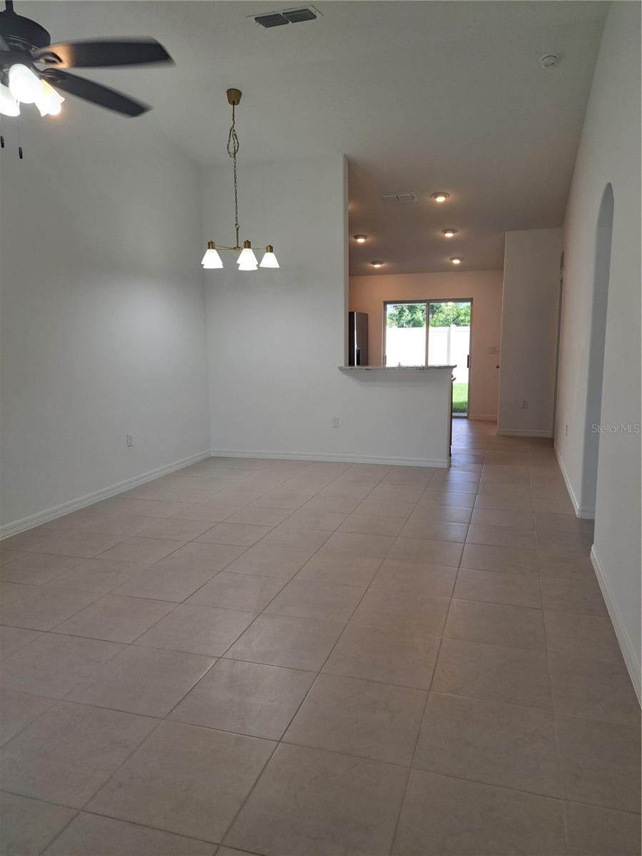 Image 3 of 19 For 14 Brelyn Place B