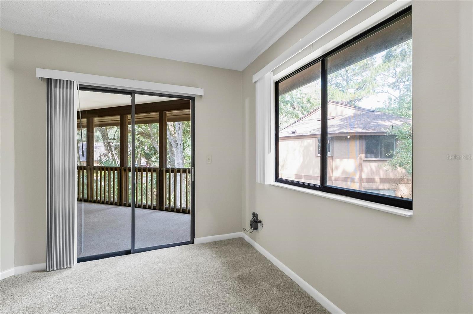 Image 30 of 68 For 14 Oakmont Court 14