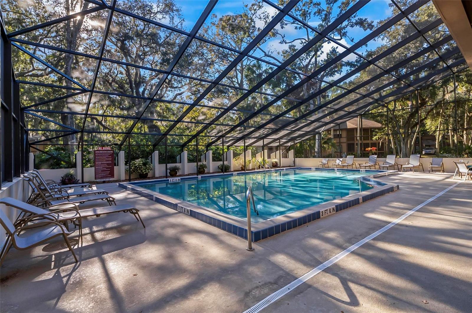 Image 60 of 68 For 14 Oakmont Court 14