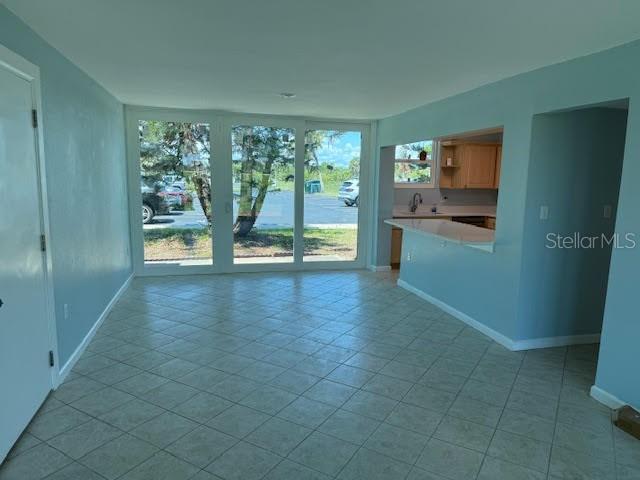 Image 7 of 29 For 5500 Ocean Shore  40