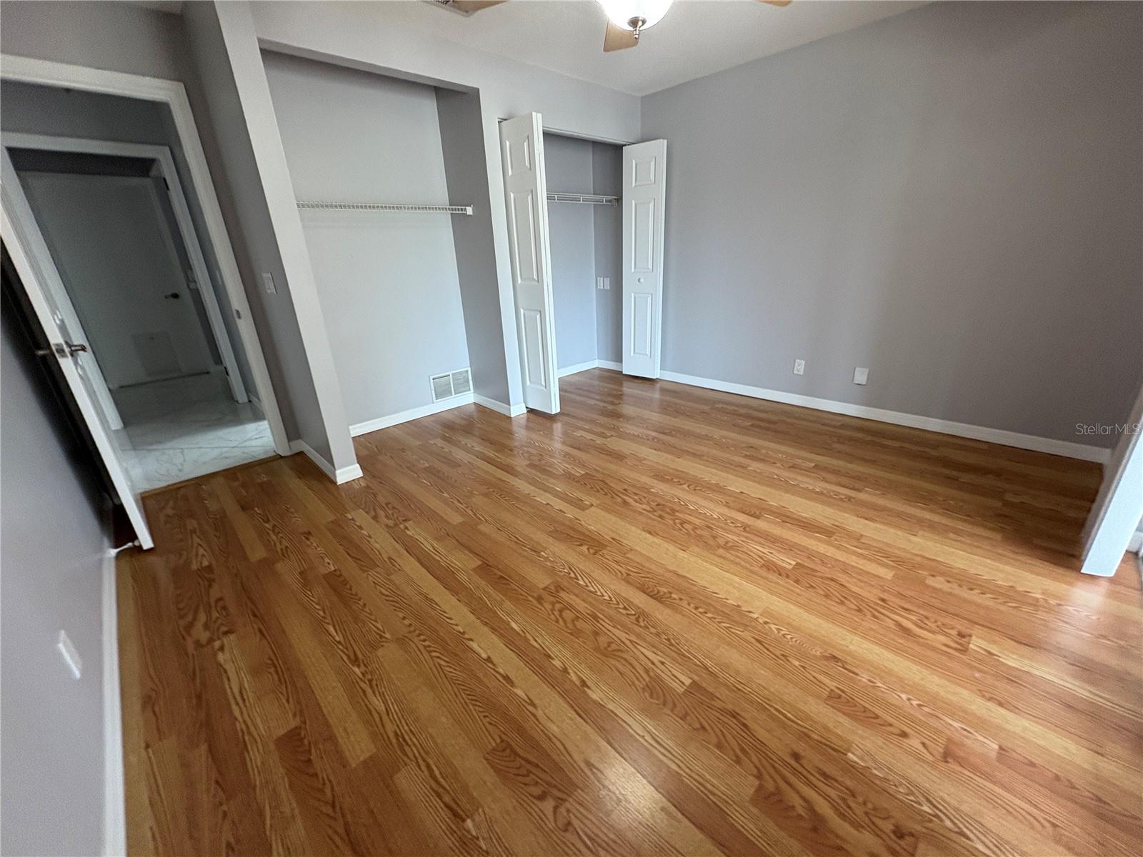 Image 15 of 22 For 13 Cloverdale Court S