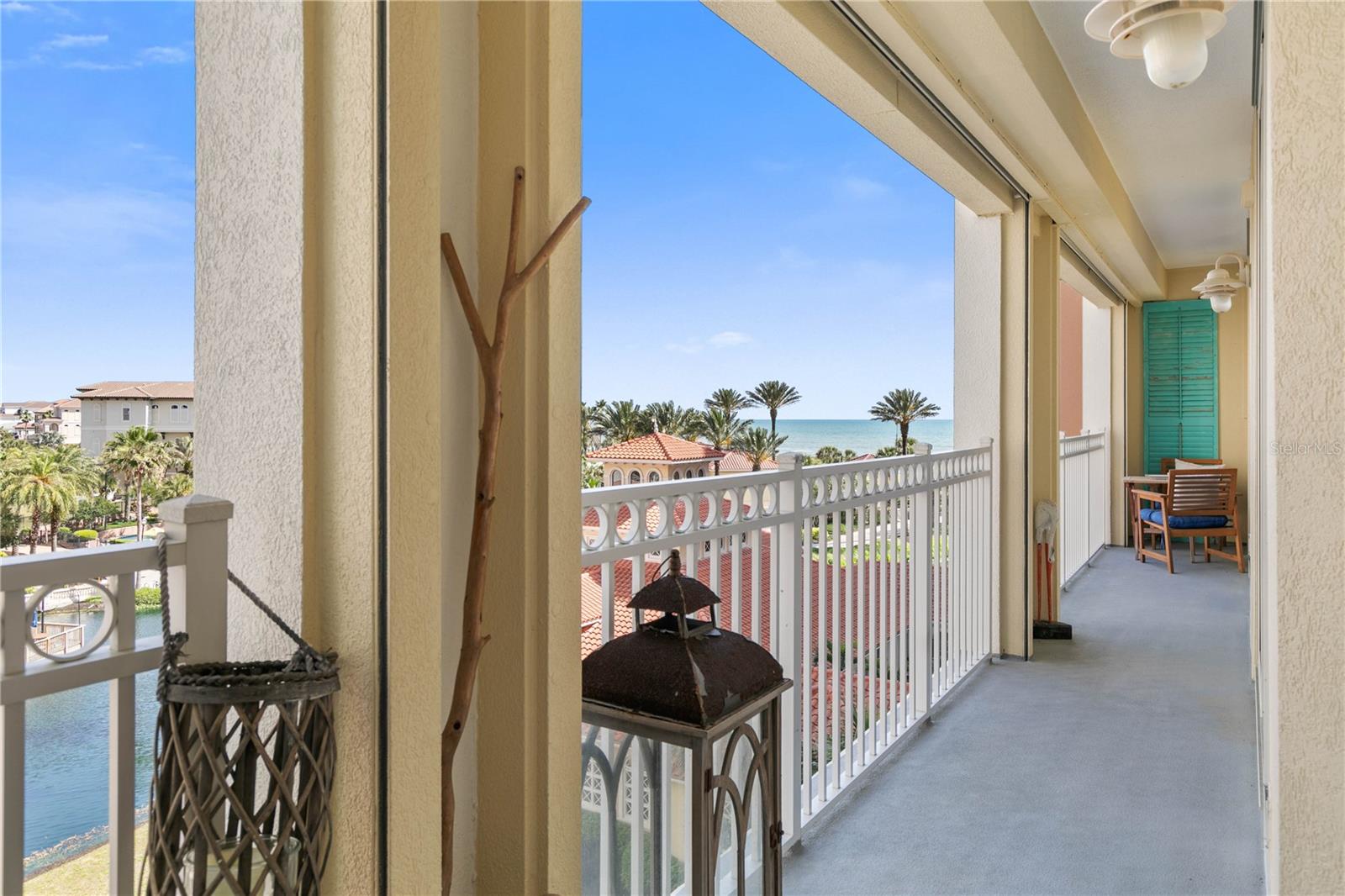 Image 8 of 81 For 200 Ocean Crest Drive 306