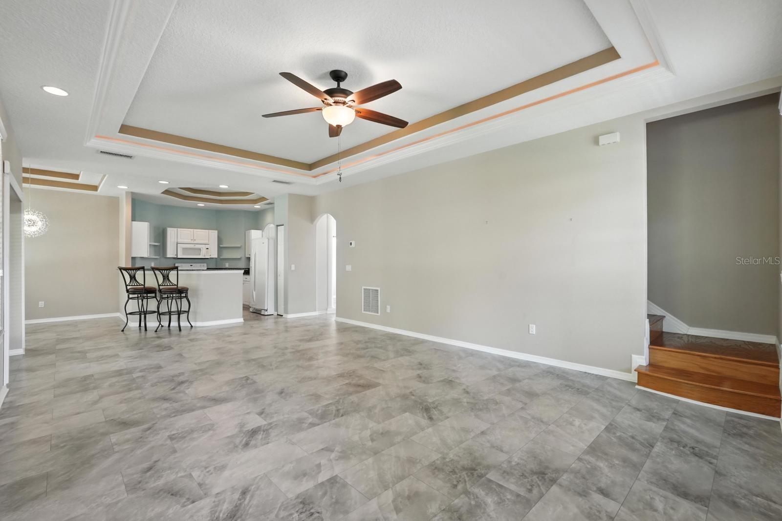 Image 8 of 58 For 7 River Oaks Way