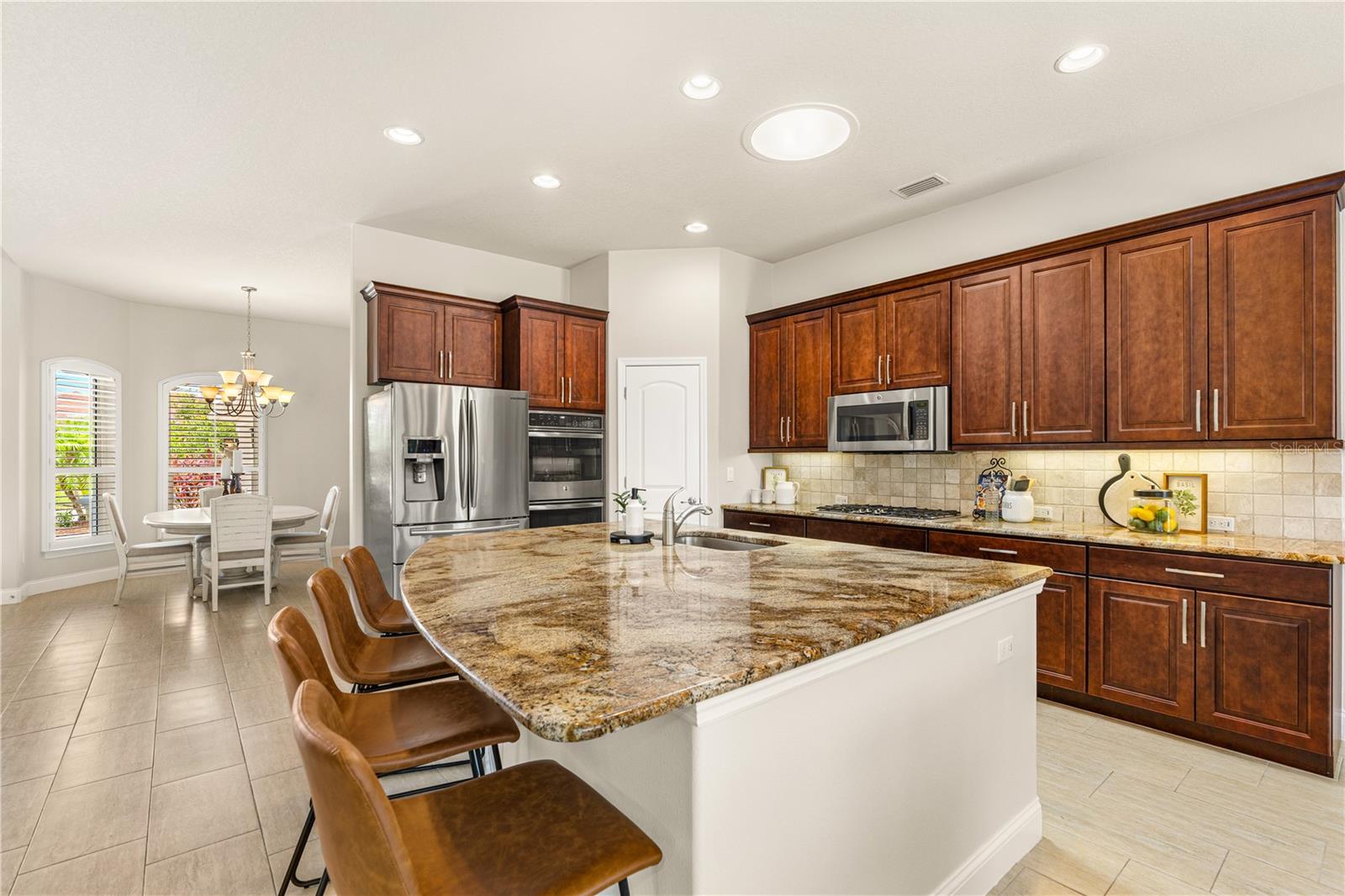 Image 18 of 68 For 509 Prato Street