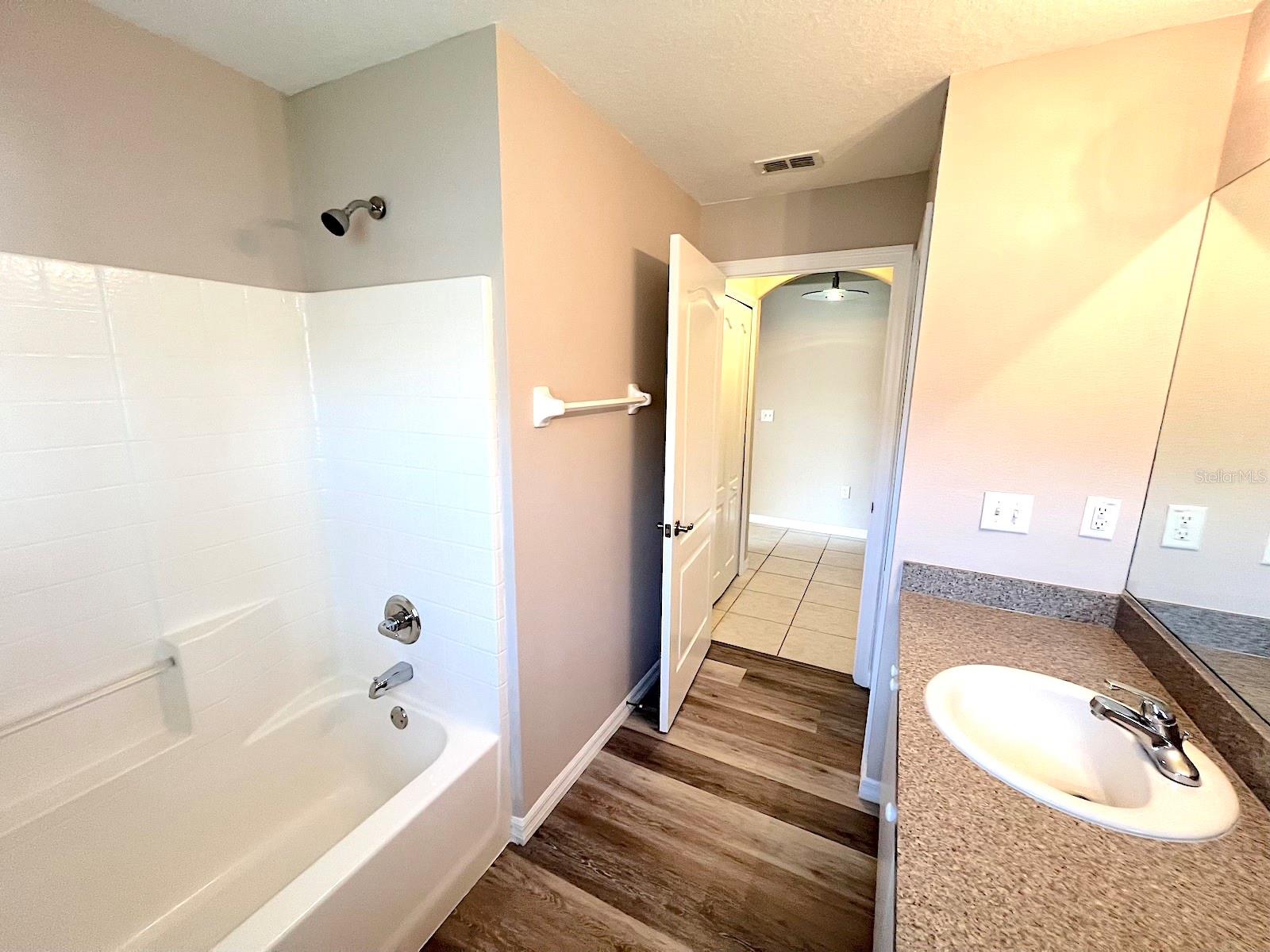 Image 11 of 24 For 47 Wellwood Lane B