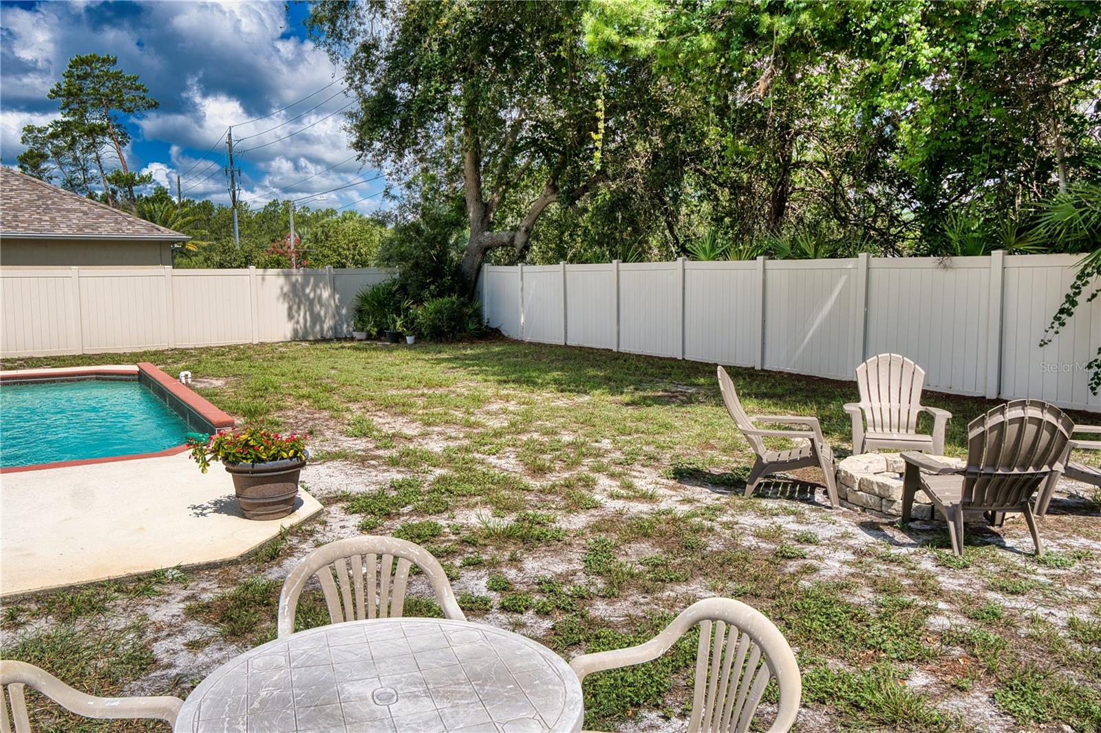 Image 11 of 34 For 8 Rolling Fern Place