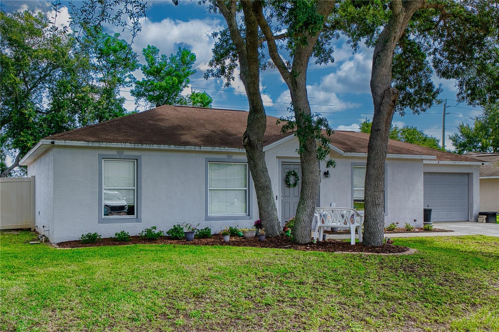 Image 2 of 34 For 8 Rolling Fern Place