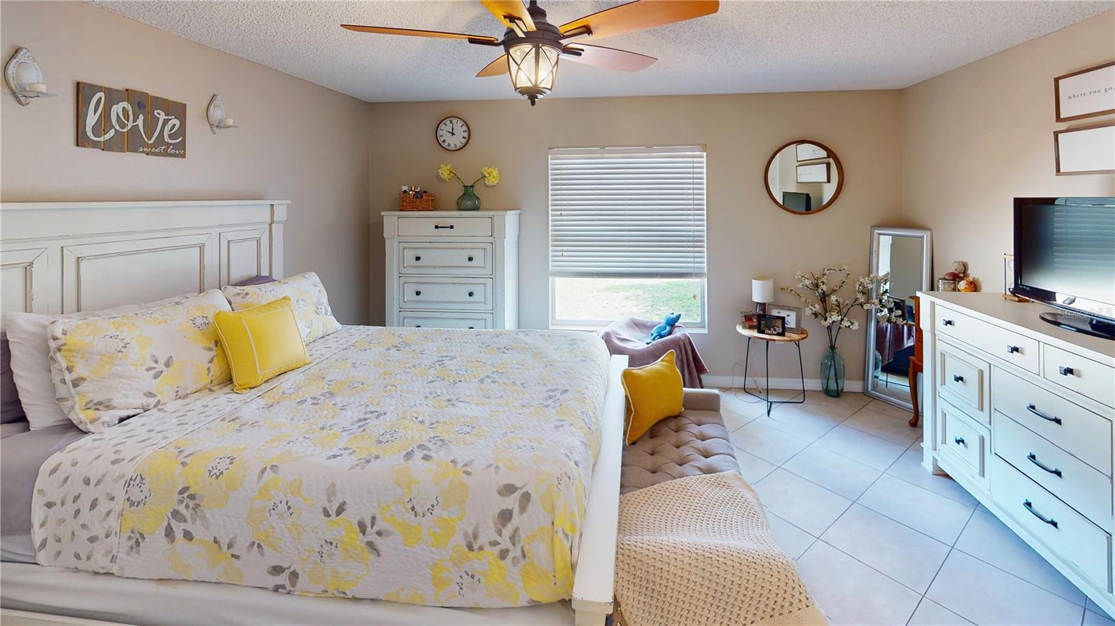 Image 30 of 34 For 8 Rolling Fern Place