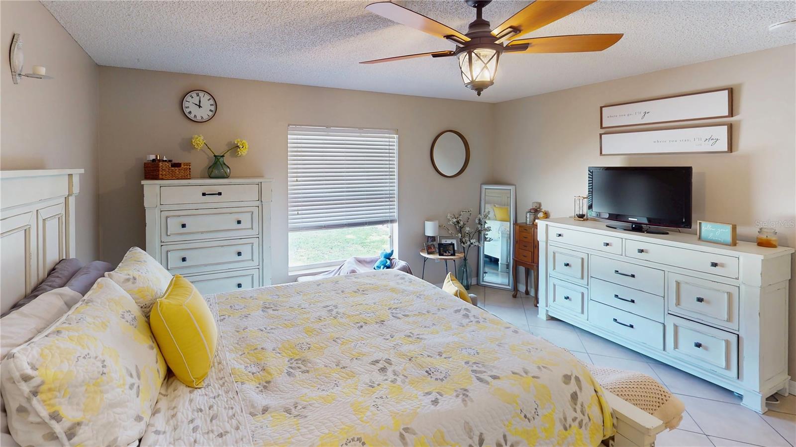 Image 31 of 34 For 8 Rolling Fern Place