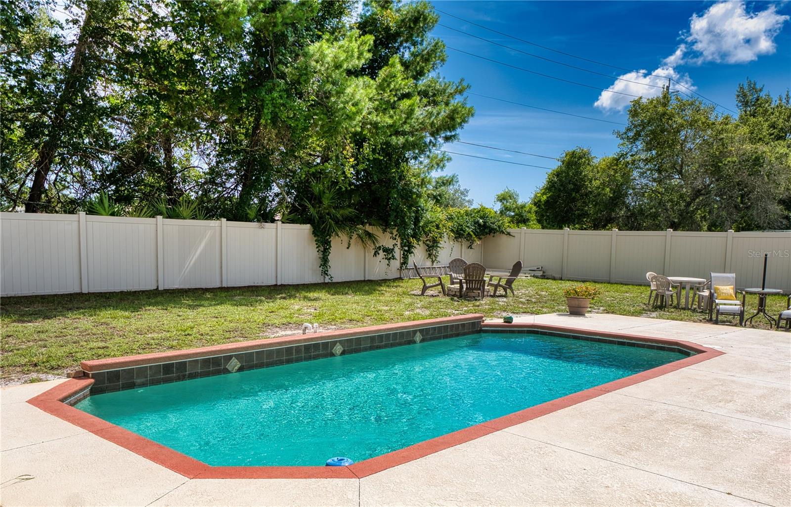 Image 9 of 34 For 8 Rolling Fern Place