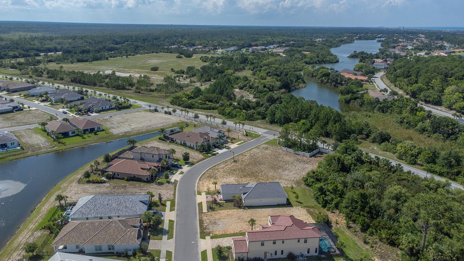 Image 32 of 38 For 2 Rio Vista Drive