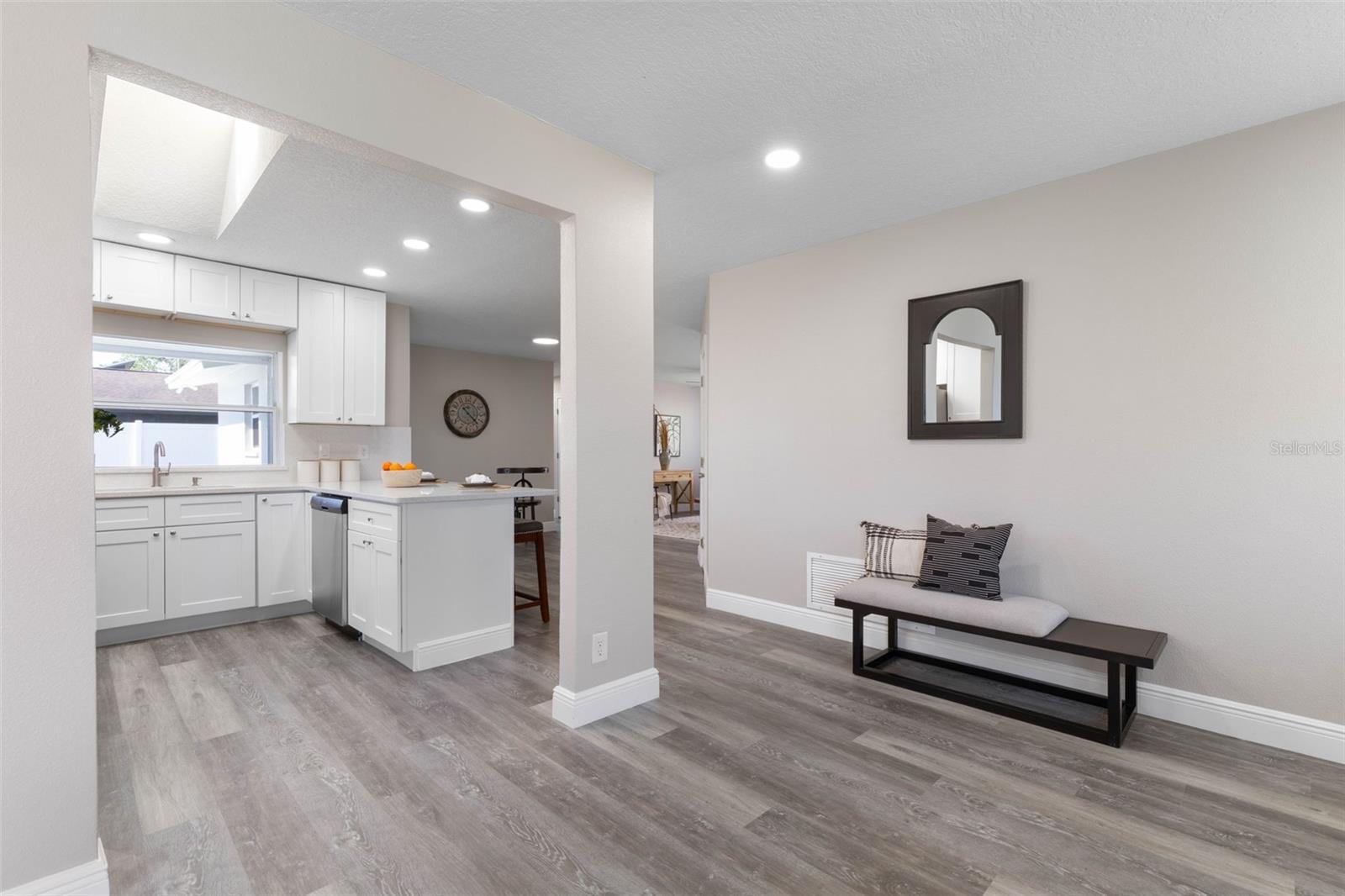 Image 18 of 49 For 105 Bonita Place