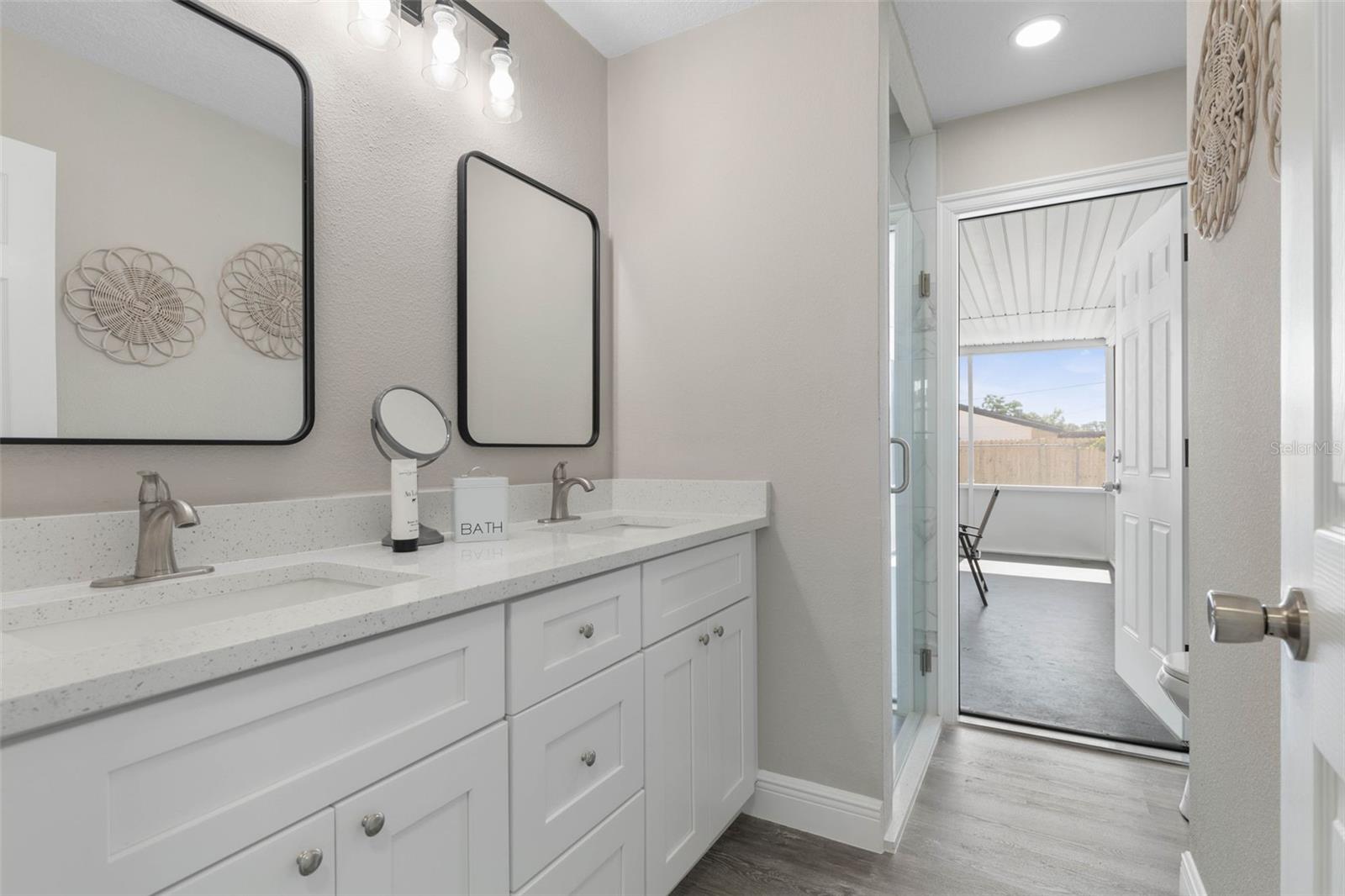 Image 32 of 49 For 105 Bonita Place