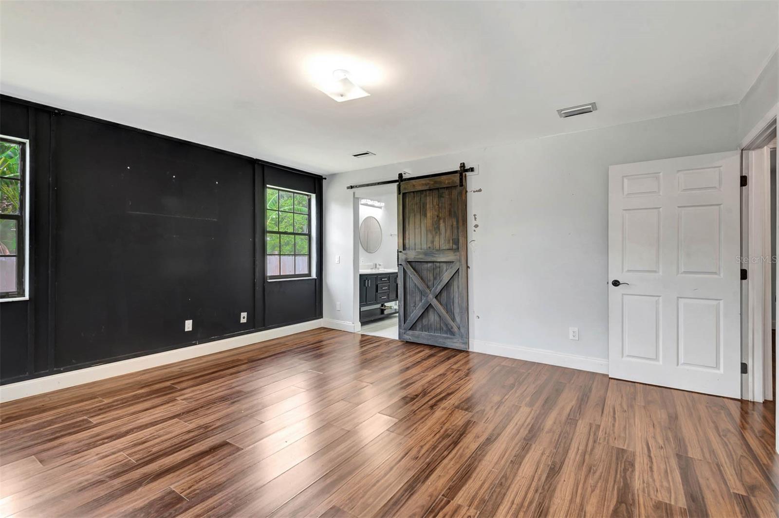 Image 17 of 47 For 132 Southwind Circle
