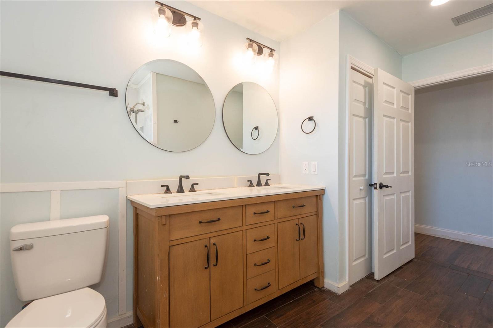 Image 27 of 47 For 132 Southwind Circle